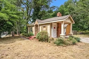 733 Hamilton E Holmes Dr NW, Atlanta, GA 30318 - Photo 1