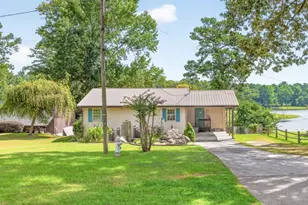 976 SW Walker Lake Rd, Conyers, GA 30094 - Photo 1