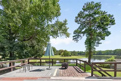 976 SW Walker Lake Road, Conyers, GA 30094 - Photo 4