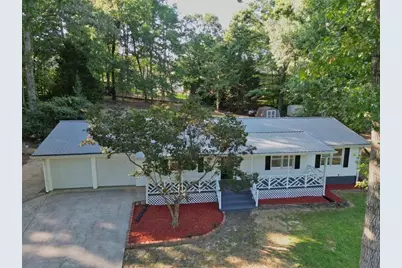402 Trotters Ridge, Lawrenceville, GA 30043 - Photo 4