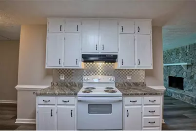 402 Trotters Ridge, Lawrenceville, GA 30043 - Photo 12