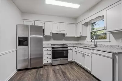 485 Barrington Loop, Roswell, GA 30076 - Photo 8