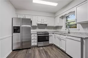 485 Barrington Loop, Roswell, GA 30076 - Photo 8