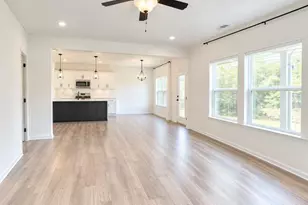 207 Foxhill Dr, Dawsonville, GA 30534 - Photo 10
