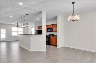 2039 Bayrose Cir, Atlanta, GA 30344 - Photo 2