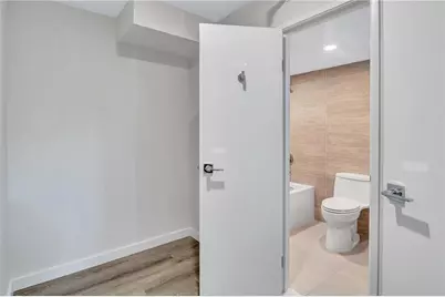 2460 Peachtree Road #1602, Atlanta, GA 30305 - Photo 20