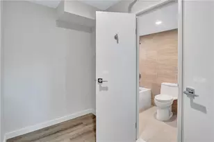 2460 Peachtree Rd, Atlanta, GA 30305 - Photo 20