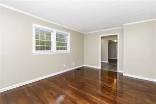 225 Glenrose Cir SW, Atlanta, GA 30354 - Photo 2