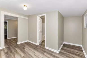 225 Glenrose Cir SW, Atlanta, GA 30354 - Photo 4