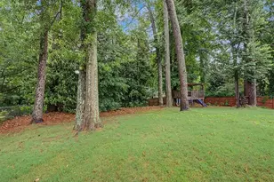 2204 Pine Point Dr, Lawrenceville, GA 30043 - Photo 30