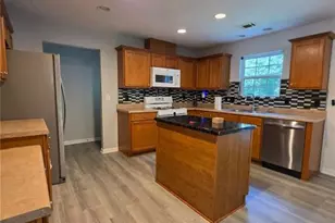 3983 Roxberry Hill Ln, Buford, GA 30518 - Photo 12