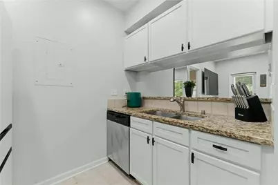 1250 Parkwood Circle SE #1214, Atlanta, GA 30339 - Photo 12