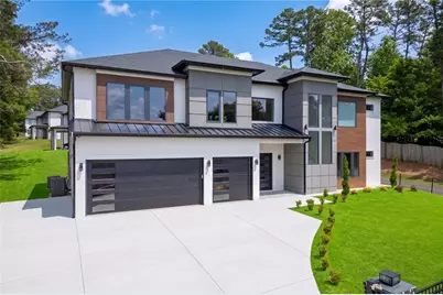 2709 Collins Hill Rd, Lawrenceville, GA 30043 - Photo 2