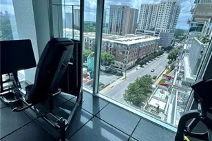 250 Pharr Rd NE, Atlanta, GA 30305 - Photo 30