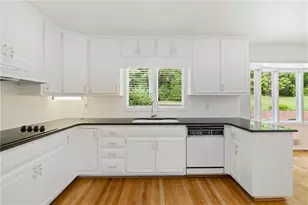 4670 Windsor Dr SW, Smyrna, GA 30082 - Photo 12