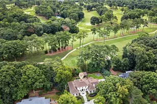 9190 Huntcliff Trce, Sandy Springs, GA 30350 - Photo 50