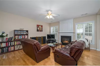 129 Regent Place, Woodstock, GA 30188 - Photo 14