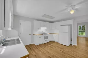 337 Bearcreek Trail, Mansfield, GA 30055 - Photo 8