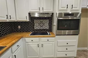 25 Hearthstone Dr, Stockbridge, GA 30281 - Photo 16
