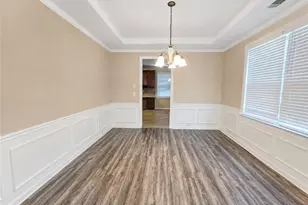 562 Preserve Park Dr, Loganville, GA 30052 - Photo 4