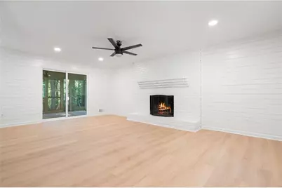 920 Kings Court, Woodstock, GA 30189 - Photo 6