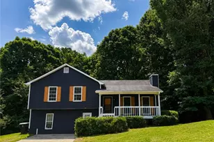 176 Deerfield Dr, Hiram, GA 30141 - Photo 2