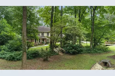 2645 Creek Indian Trail, Jonesboro, GA 30236 - Photo 2
