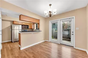 6940 Roswell Rd, Sandy Springs, GA 30328 - Photo 6