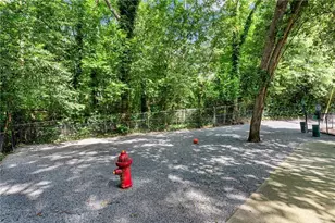 6940 Roswell Rd, Sandy Springs, GA 30328 - Photo 34