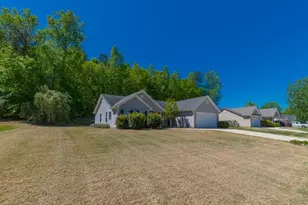 1420 Jefferson Walk Cir, Jefferson, GA 30549 - Photo 2