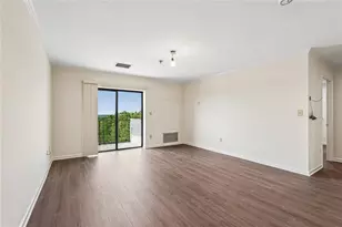 300 Johnson Ferry Road NE, Sandy Springs, GA 30328 - Photo 14