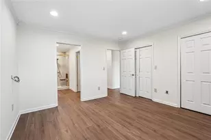 300 Johnson Ferry Road NE, Sandy Springs, GA 30328 - Photo 12