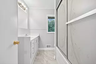 3724 Chavers Pl, Stone Mountain, GA 30083 - Photo 18