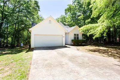 8071 Beachwood Drive, Murrayville, GA 30564 - Photo 1