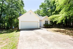 8071 Beachwood Dr, Murrayville, GA 30564 - Photo 1