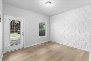 4199 Townsend Ln, Atlanta, GA 30346 - Photo 10