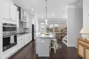 4199 Townsend Ln, Atlanta, GA 30346 - Photo 16