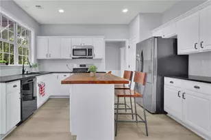 552 Glen Level Cir, Sugar Hill, GA 30518 - Photo 8