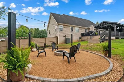 209 Vineyard Drive, Tunnel Hill, GA 30755 - Photo 2