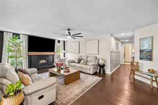 209 Vineyard Dr, Tunnel Hill, GA 30755 - Photo 8