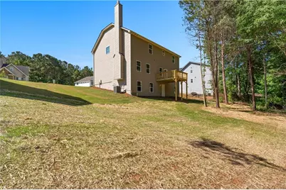 442 The Boulevard, Newnan, GA 30263 - Photo 4