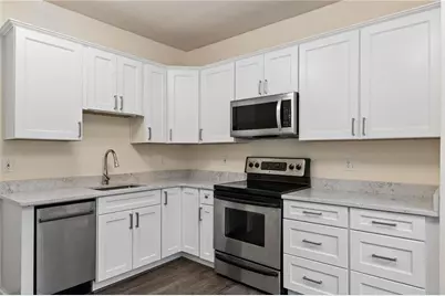 5559 Glenridge Drive #1110, Sandy Springs, GA 30342 - Photo 10