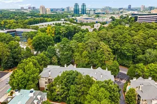 5559 Glenridge Dr, Sandy Springs, GA 30342 - Photo 24