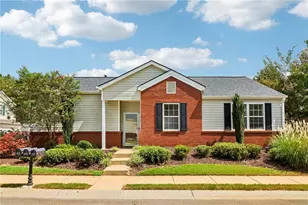 213 W Oaks Pl, Woodstock, GA 30188 - Photo 1