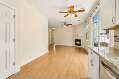 213 W Oaks Place, Woodstock, GA 30188 - Photo 10