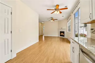 213 W Oaks Pl, Woodstock, GA 30188 - Photo 10