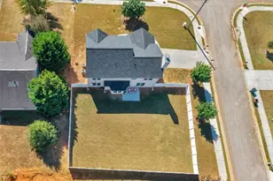 708 Denise Ct, McDonough, GA 30252 - Photo 4