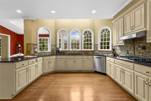 210 York Town Cir, Johns Creek, GA 30097 - Photo 14