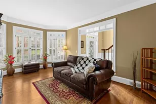 210 York Town Cir, Johns Creek, GA 30097 - Photo 4