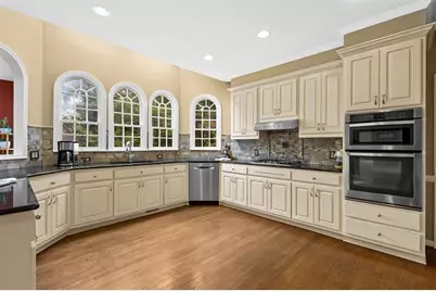 210 York Town Circle, Johns Creek, GA 30097 - Photo 12